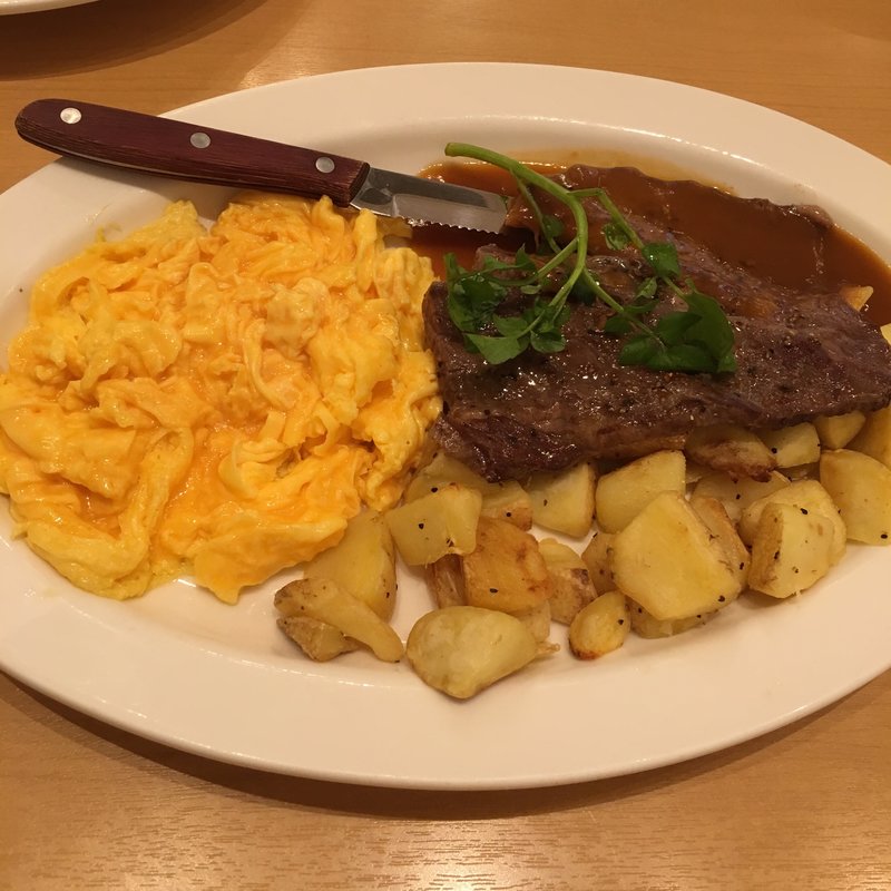 エッグスンビーフステーキ(Eggs ’n Things さいたま新都心店)