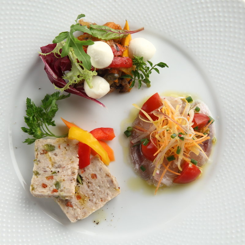 おまかせ盛り合わせ(セントベーネ （Sento Bene）)