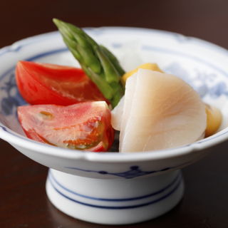 ホタテと野菜の盛り合わせ(とし緒)