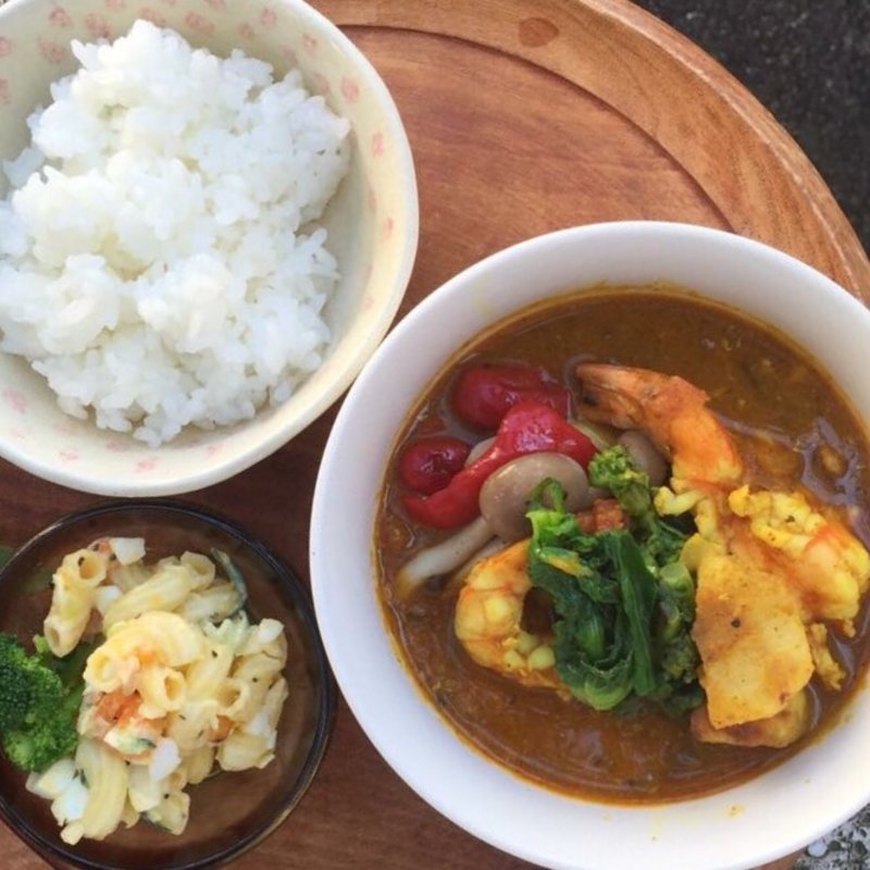 海老とオクラとキノコのカレー(丘の上 C-flat （シー フラット）)