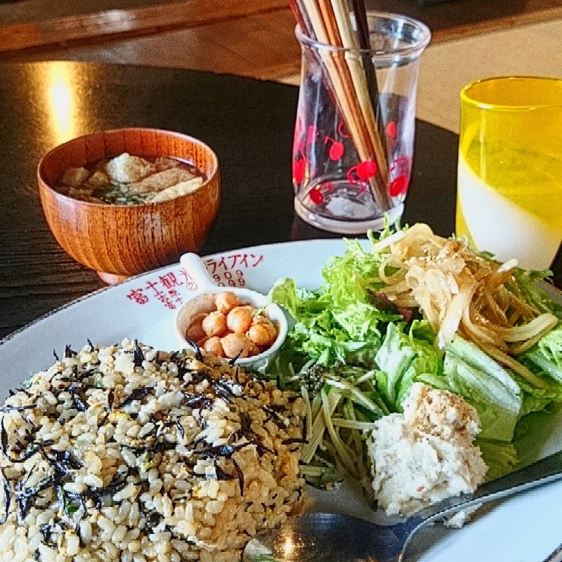 玄米ひじきチャーハン(ひねもすcafe （ヒネモスカフェ）)