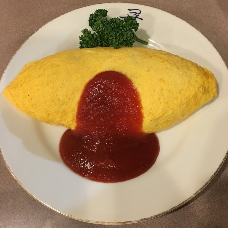 チキンオムライス(津々井)