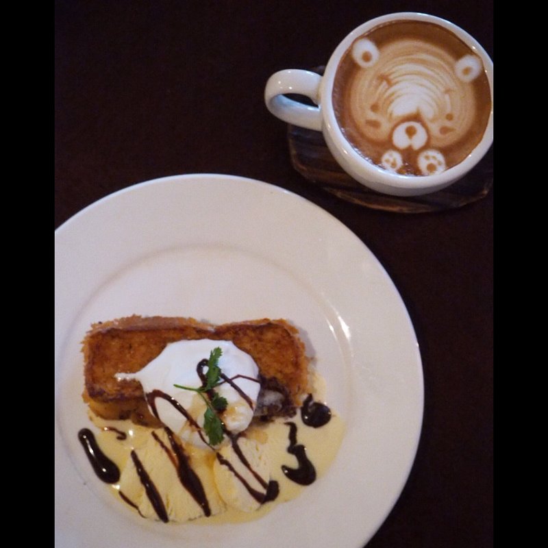 フレンチトーストセット(Tsukikoya Coffee Roaster 山の上店)