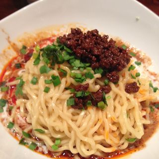 汁なし坦々麺(チャイニーズレストラン 虎穴)