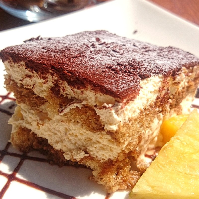 本日のケーキ(ティラミス)(iＬ ＣＨＩＡＮＴＩ ＢＥＡＣＨＥ)