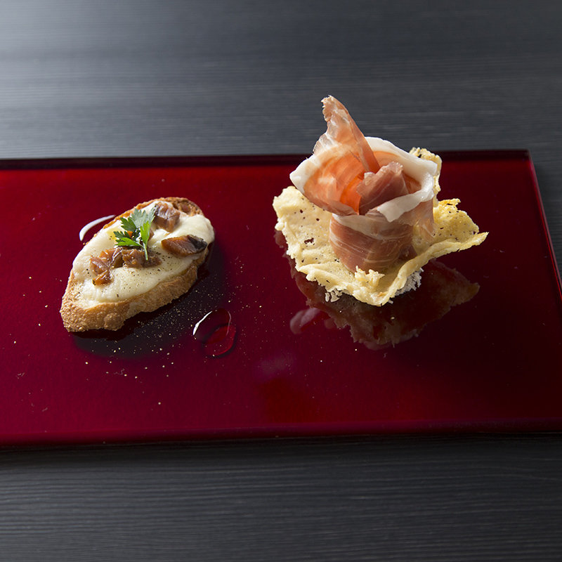 生ハムとバケット(ローエン （Ro-en）)