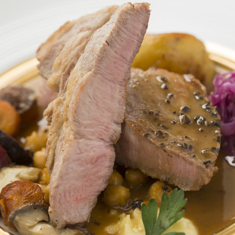 豚肉のグリル　グリル野菜添え(Neo Bistro Kuga)