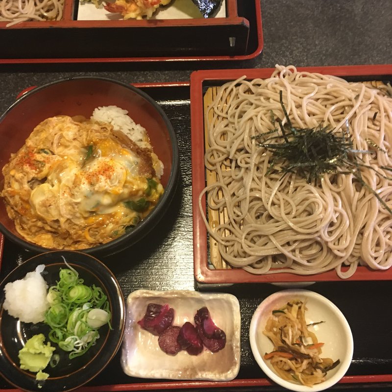 ざる蕎麦とミニカツ丼セット(森膳)