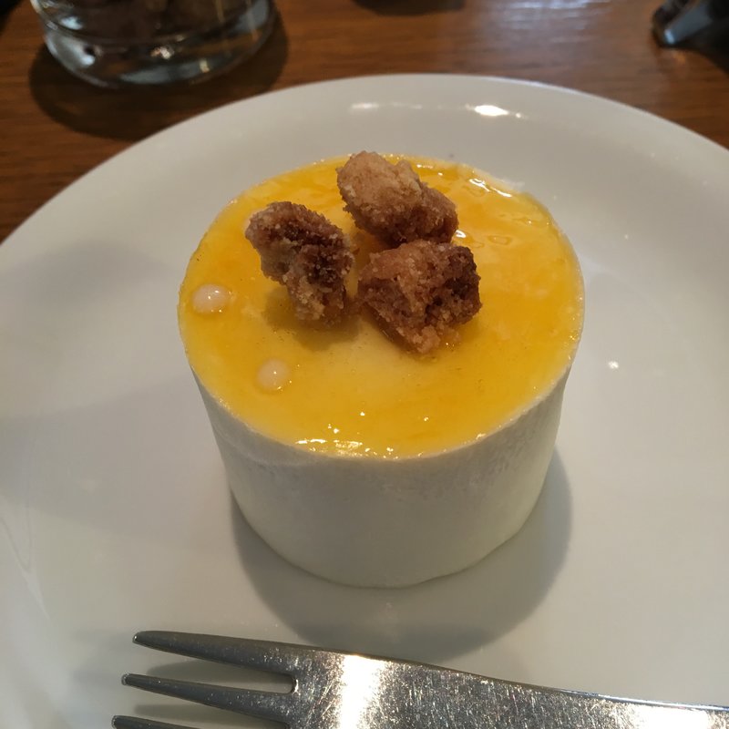 レイヨン(丸山珈琲ハルニレテラス店 )