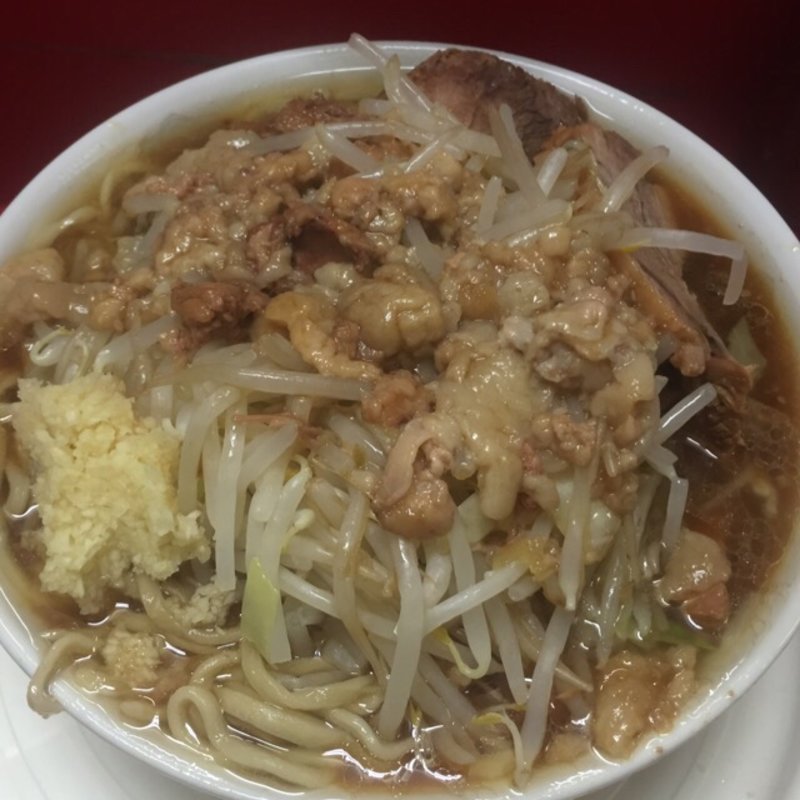 小ブタ(ラーメン二郎 八王子野猿街道店２)