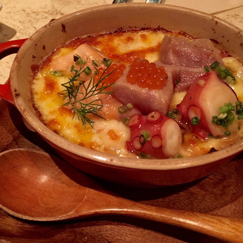 北海道産ムラサキウニたっぷりのグラタン(メランジュ)