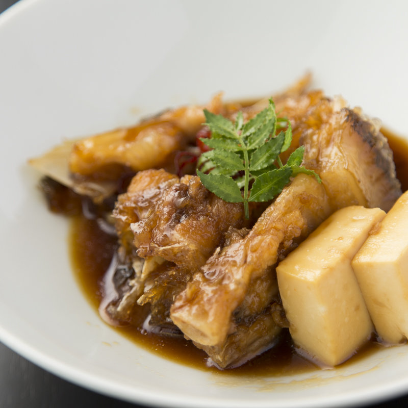 鮮魚の煮付け(蔵矢)