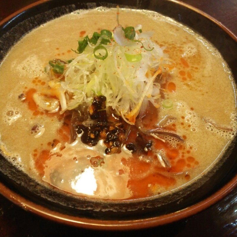 辛味ラーメン 赤(博多ラーメン 焚屋 （たきや）)