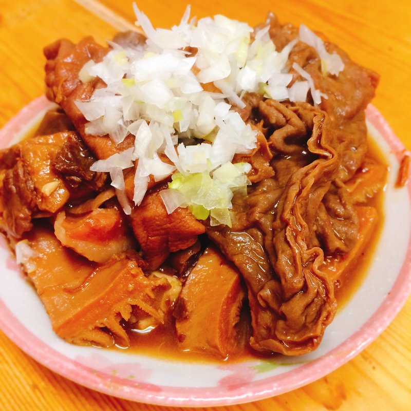 牛もつ煮込み(もつ焼 でん 水道橋店)