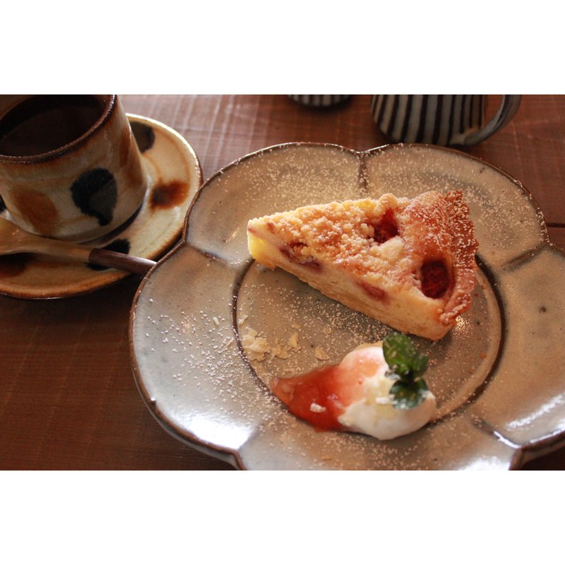 苺のクランブルタルト(キャリー焼菓子店)