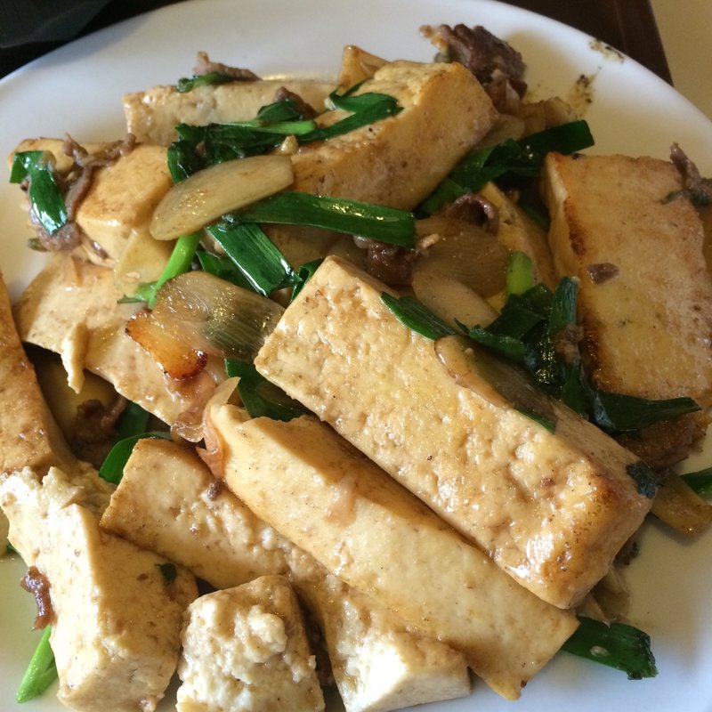 牛肉と豆腐のニンニク炒め(三笠松山店)