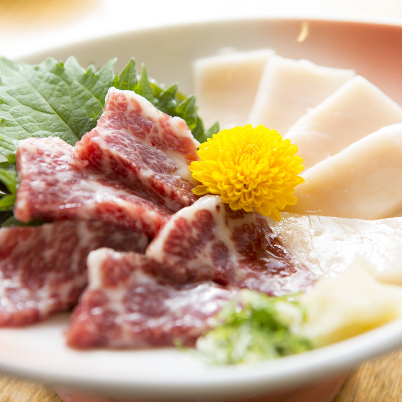 馬刺し(海鮮料理とてっちり 北新地 隼人)