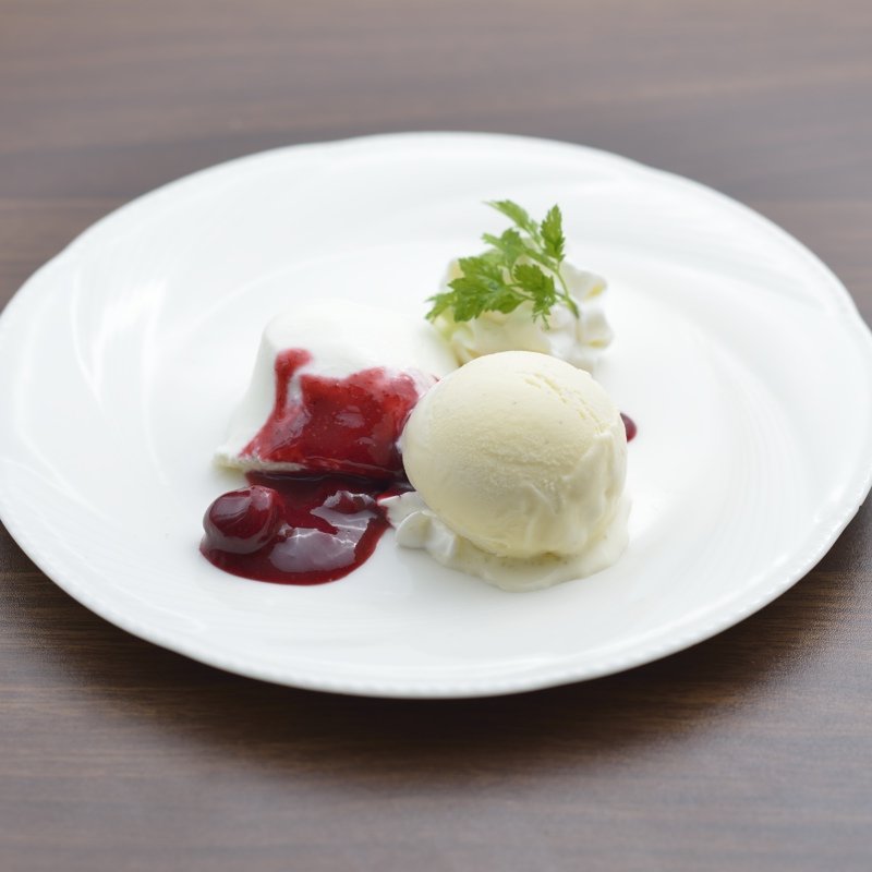 本日のデザート(神戸鉄板ダイニング ネグローニ)