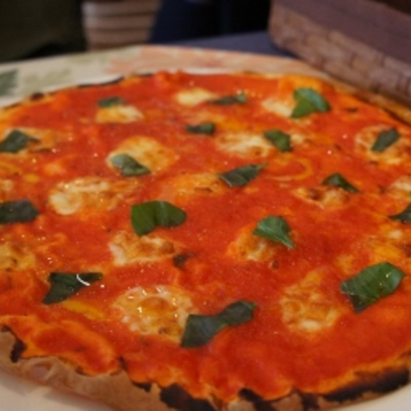 ピッツァランチ(ＬＡ・ＢＡＮＤＩＥＲＡ)