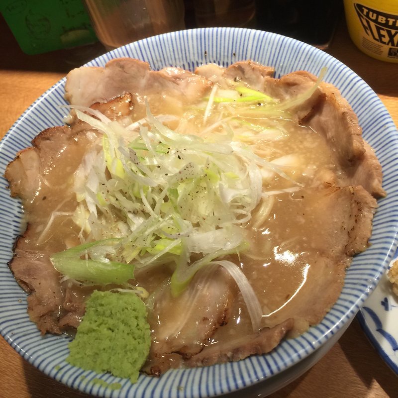 山葵がキレる肉そば「粋」(四代目ねかし 魚介とんこつ肉そば池袋西口店 )