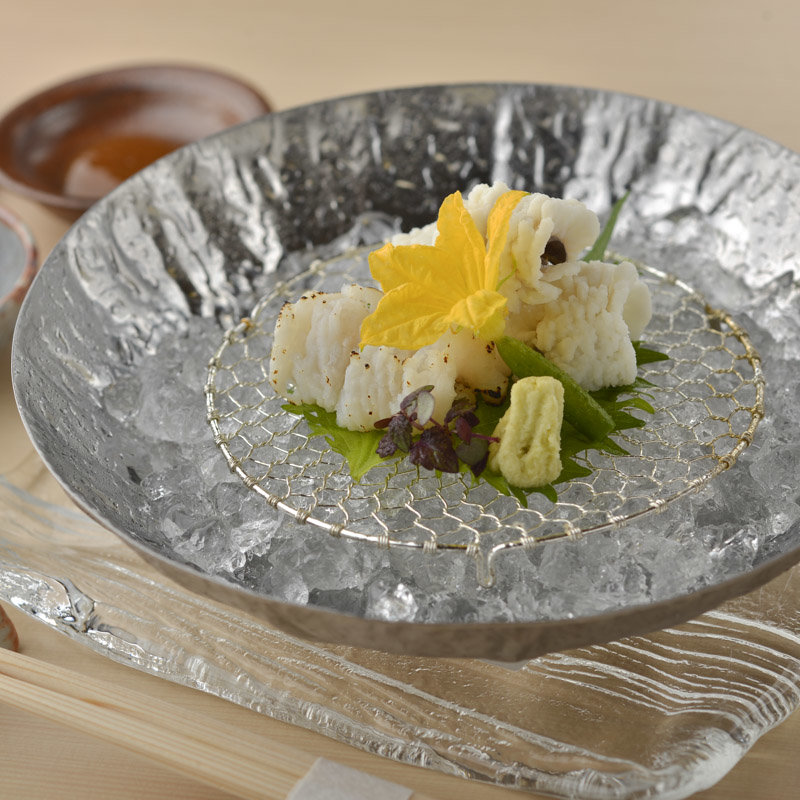 鱧の湯引き(銀座 喰い切りひら山)