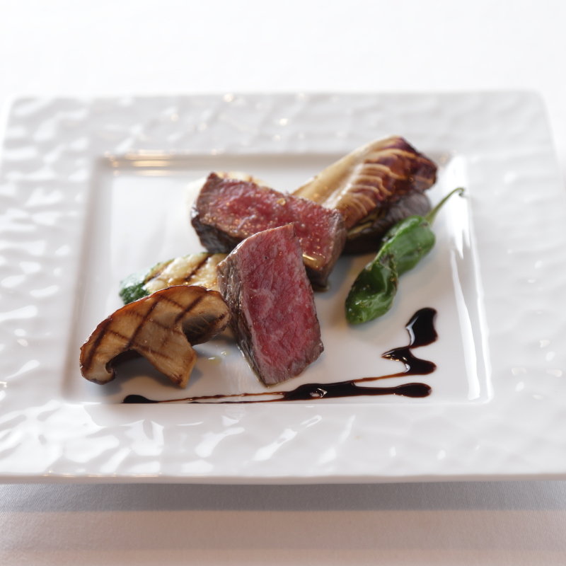 本日の肉料理(リッコ エ ベッロ （ricco e bello）)