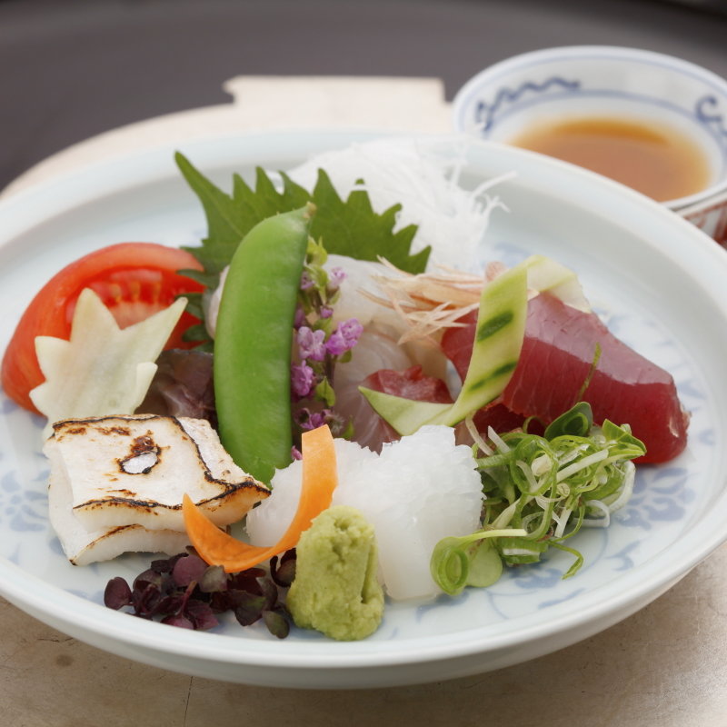 鮮魚の盛り合わせ(いしづか)