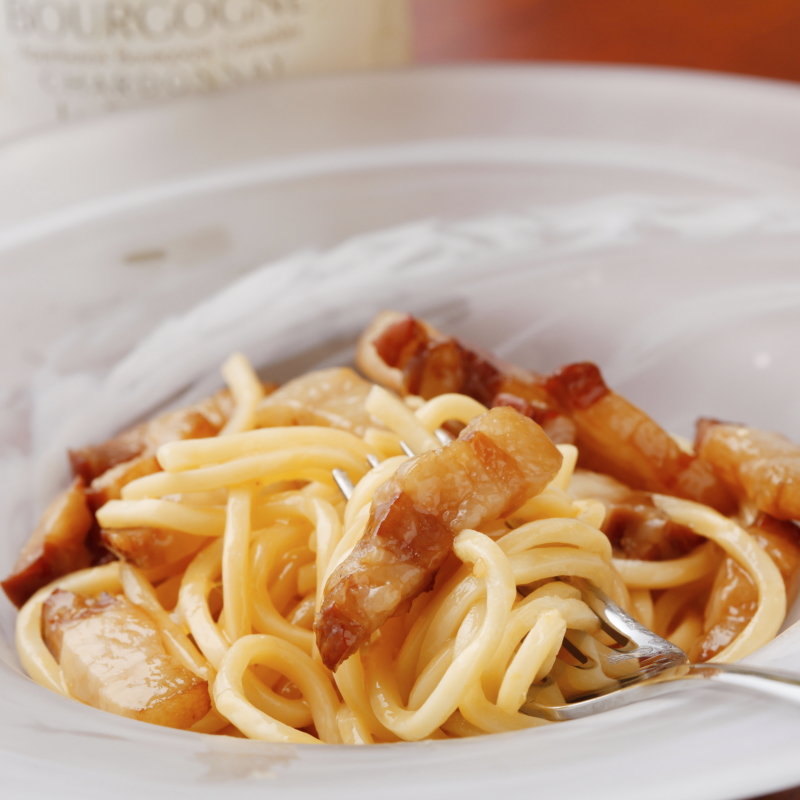 ベーコンのパスタ(Academic Wine Bar ワインのばか)