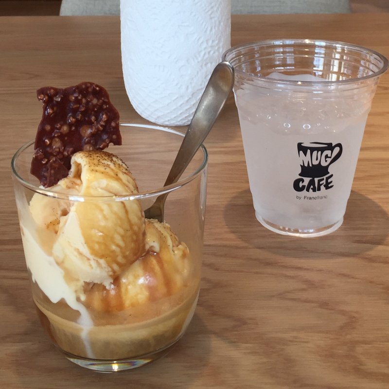 アフォガード(マグカフェ （MUG CAFE）)