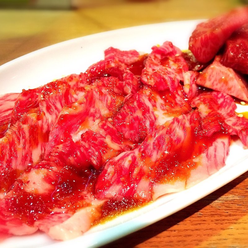 カルビと中落ちカルビ(焼肉チャンピオン NAKAME+ )