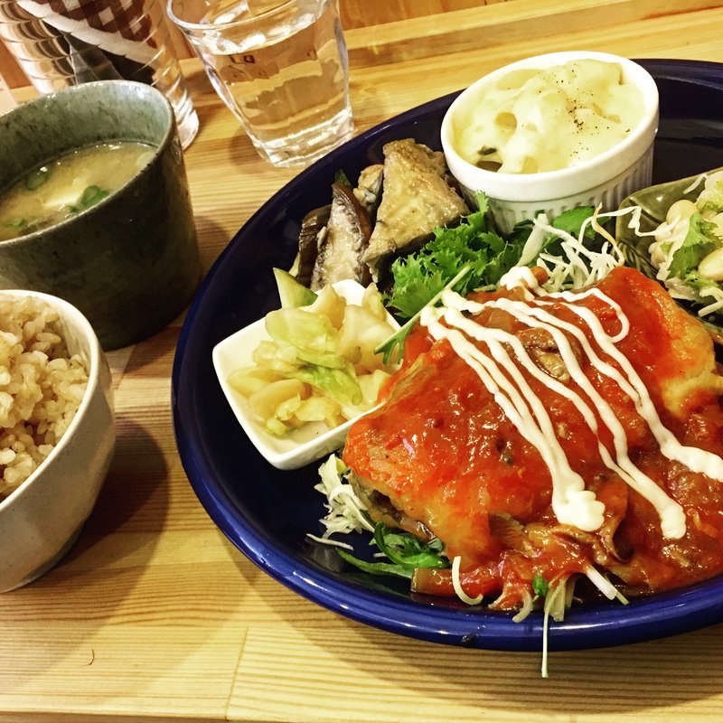 ダツのトマトソース煮(オモヤキッチン )