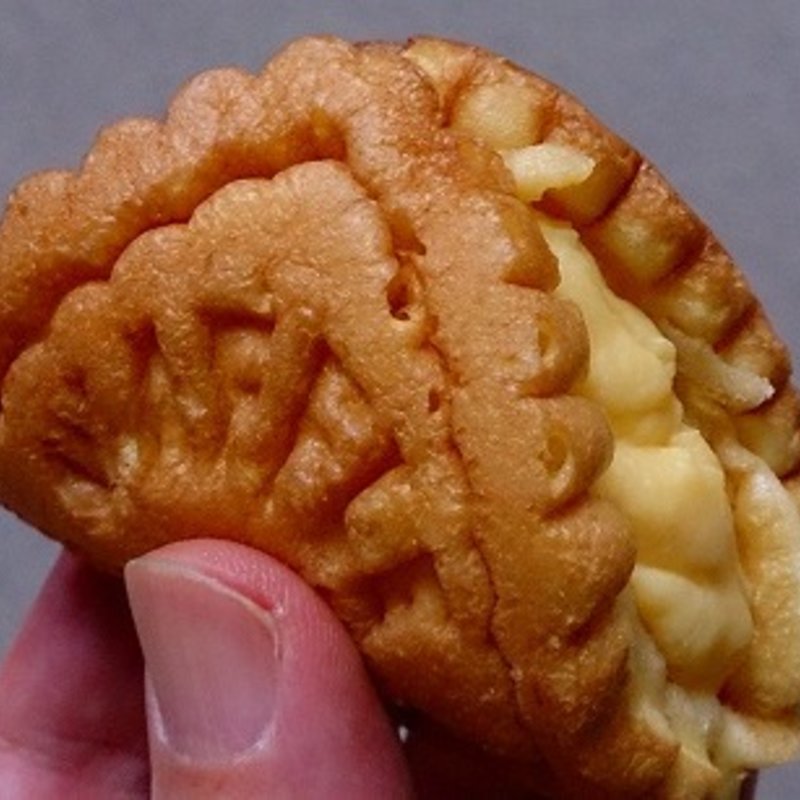 ワッフル(美よし乃餅店)