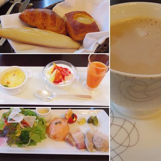 ムニュ ナチュール(ロビーラウンジ)