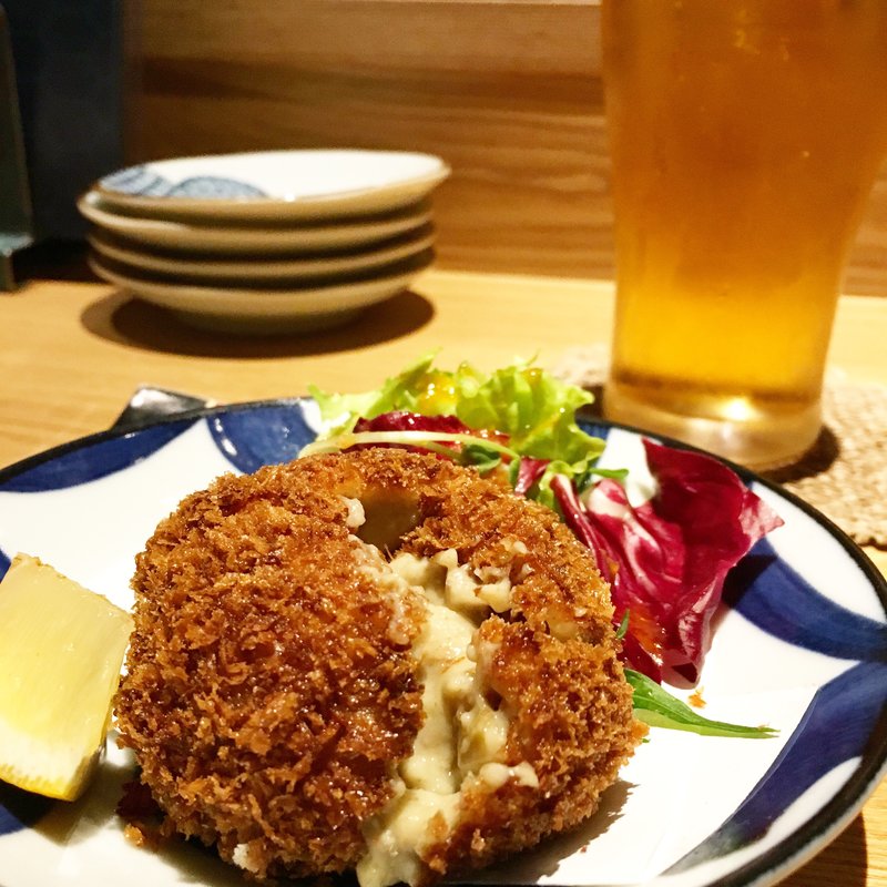 蟹と蟹味噌のクリームコロッケ(箸ずめ )