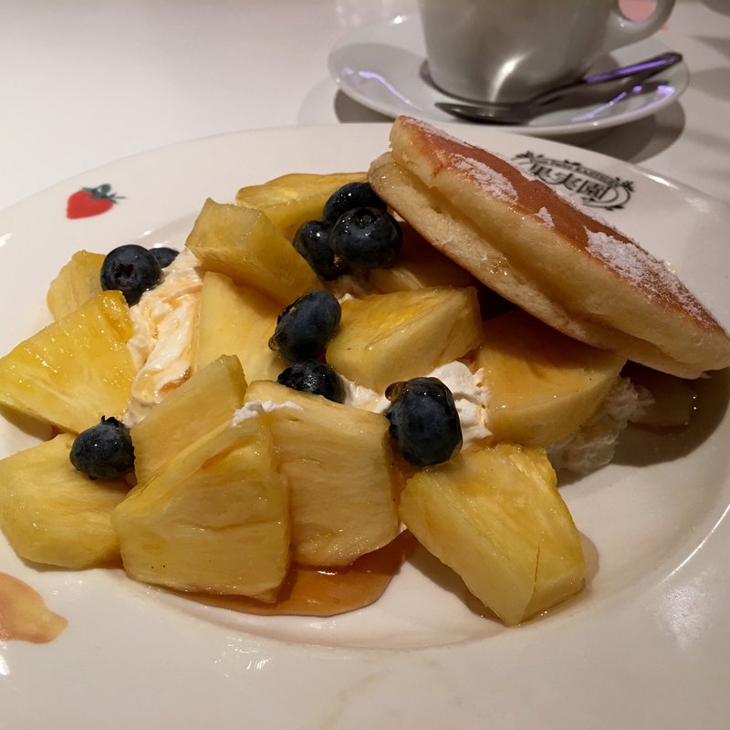 D-Set 焼きたてのパンケーキ（バナナはちみつがけ）(果実園 東京店 )