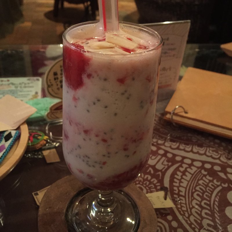 ベリーベリースムージー(アジアンブリーズ 学芸大学店)