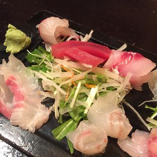 お刺身サラダ(ゆうき家 日比谷口店)