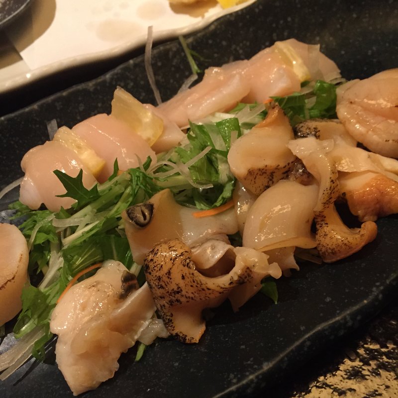 活〆、北海道ツブ貝刺身(ゆうき家 日比谷口店)