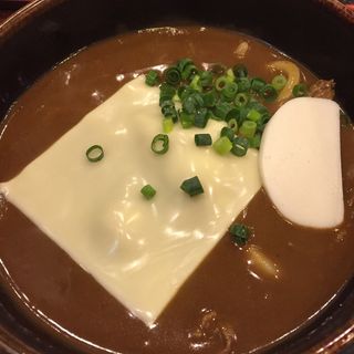 チーズ入り牛カレーうどん(手打ちうどん　こんぴら茶屋)