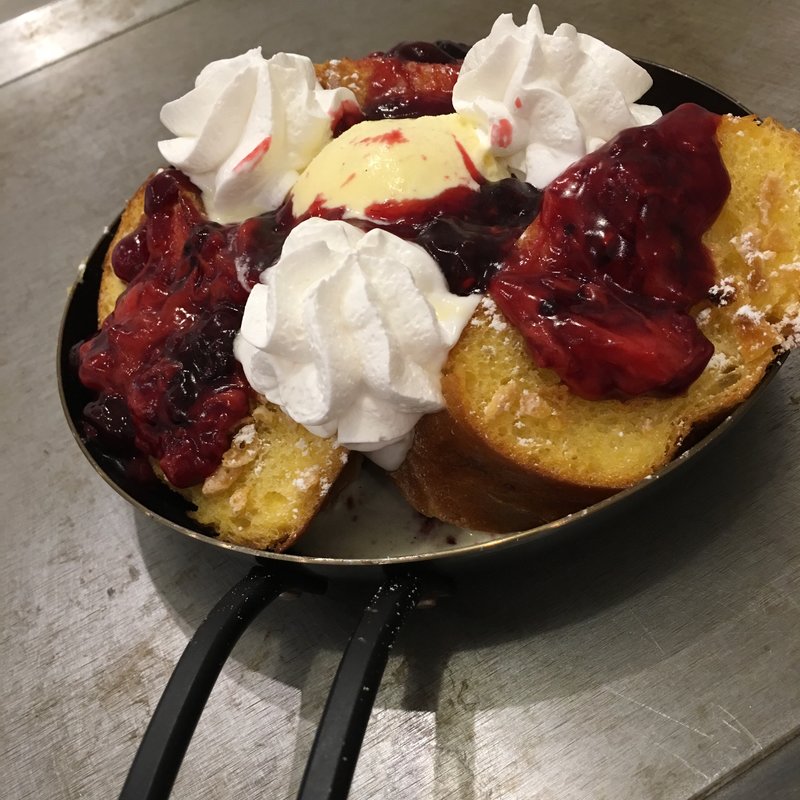 フレンチトーストミックスベリー(お好み焼きガオー！！ )