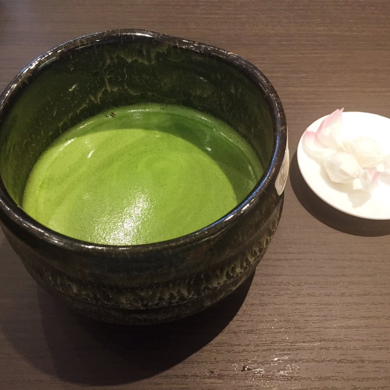 抹茶 吟風(ぎんぷう)の白(丸の内CAFE会 博多マルイ店)
