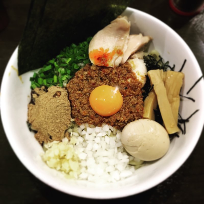 台湾混ぜそば 全部のせ(あびすけ 西新宿７丁目店)