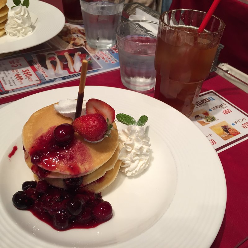 ベリーパンケーキセット(ITALIAN DINER SPAPARA （イタリアンダイナー スパパラ）)