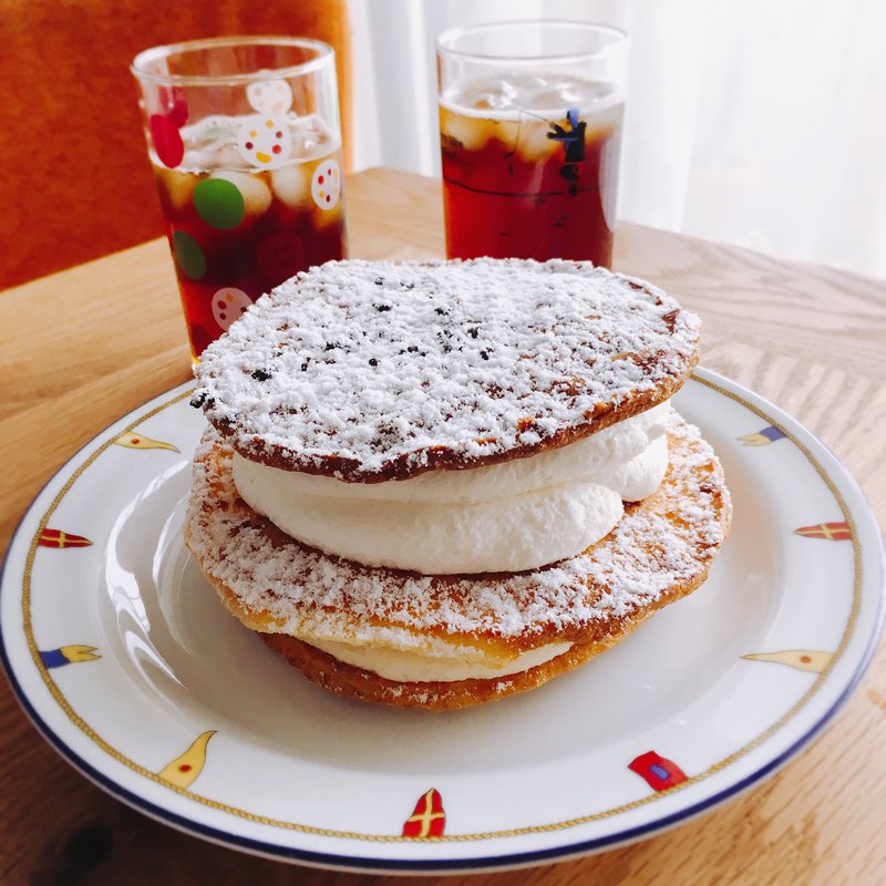 雪どけチーズシューミルフィーユ(フラノデリス)