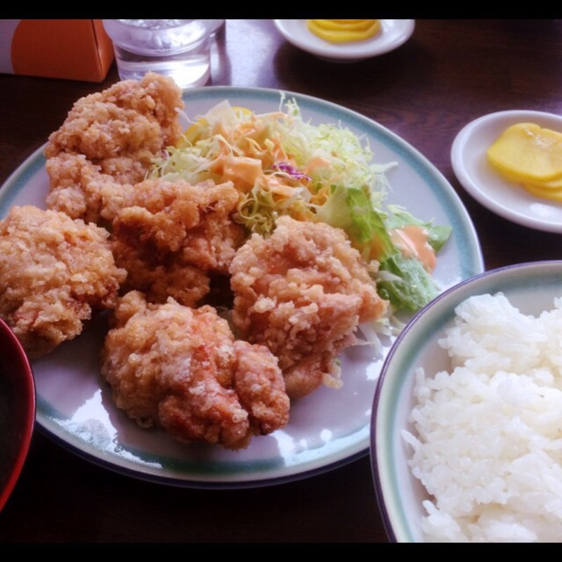 唐揚げ定食(お食事処 国味)