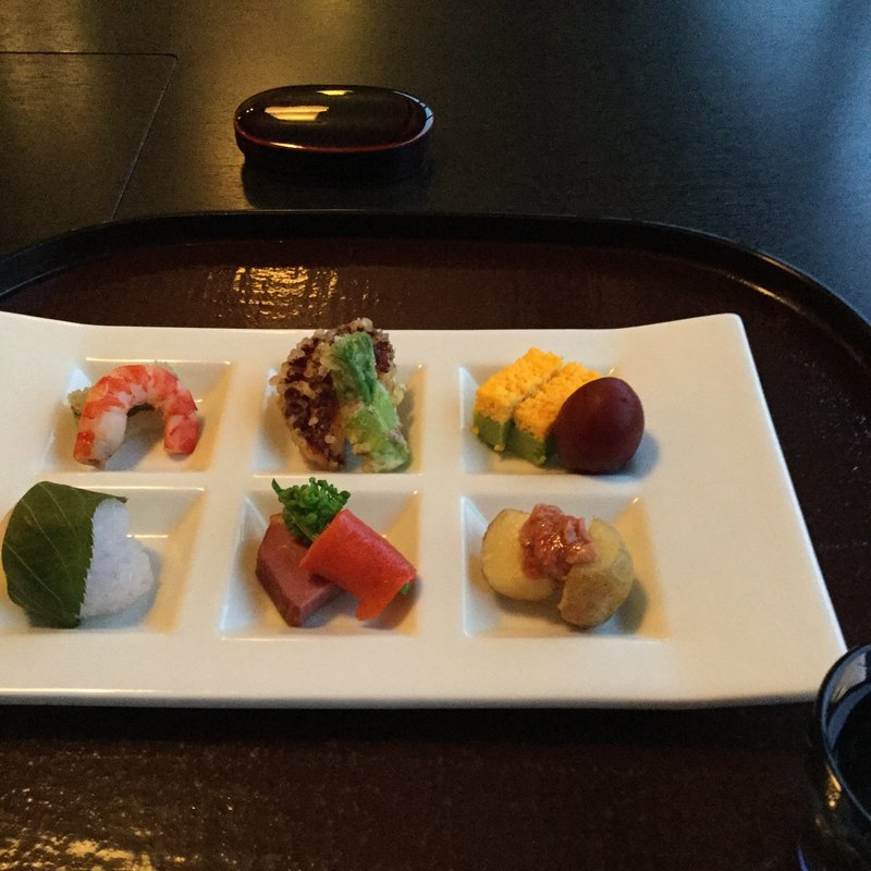 会席料理 前菜(花外楼 大阪城店 （カガイロウ）)