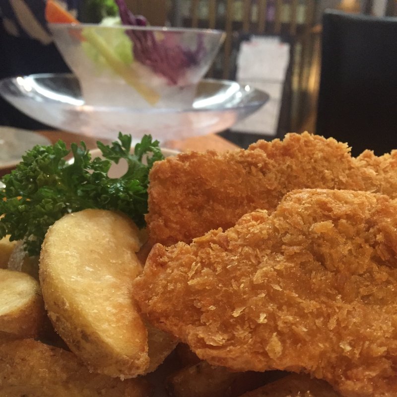 北海道産タラのフィシュ&チップス(留萌マルシェ 品川イーストワンタワー店 （ルモイマルシェ）)