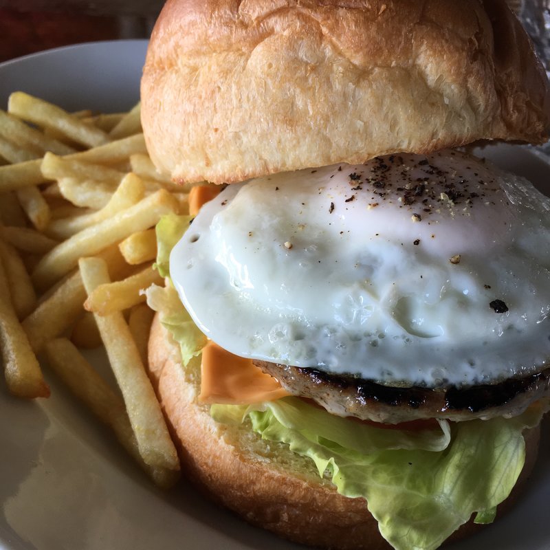 エッグバーガー(キュロス)