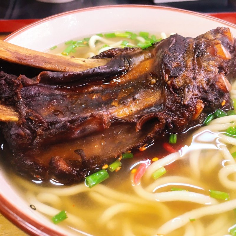 ソーキそば(なかま食堂 （ナカマショクドウ）)