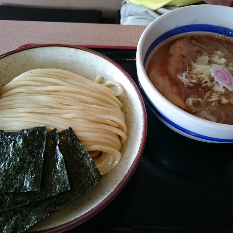 特製つけ麺（中盛300g ・ バラチャーシュー）(大勝軒 てつ )